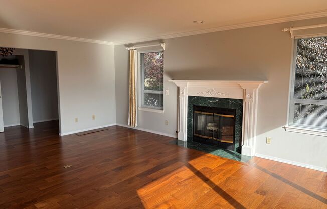 4 beds, 2.5 baths, $3,800