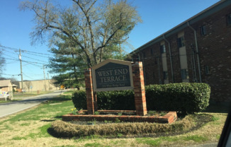 276 WHITEBRIDGE PIKE