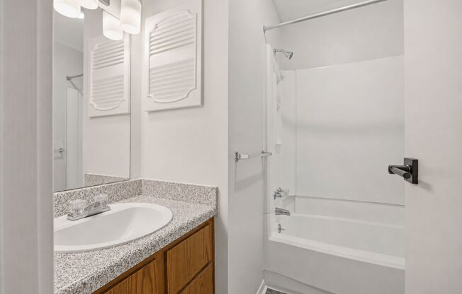 1 bed, 1 bath, 672 sqft, $1,065