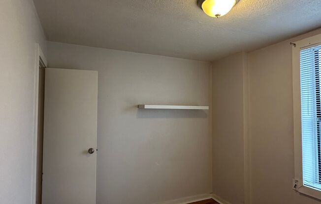 2 beds, 1 bath, 707 sqft, $1,275, Unit 311