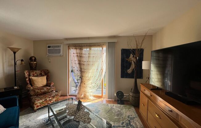 Lancer Court Apartments