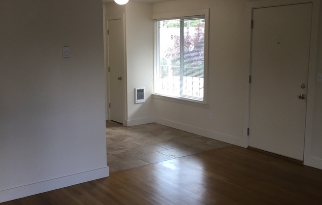 2 beds, 1 bath, $1,795