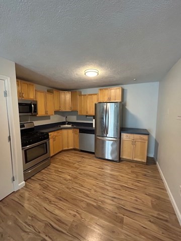 3 KENMAR DR