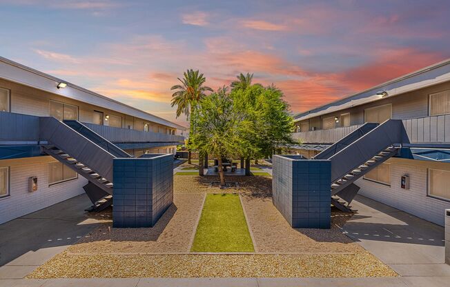 2 beds, 1 bath, $1,149, Unit 70