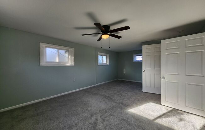 3 beds, 1 bath, $1,350