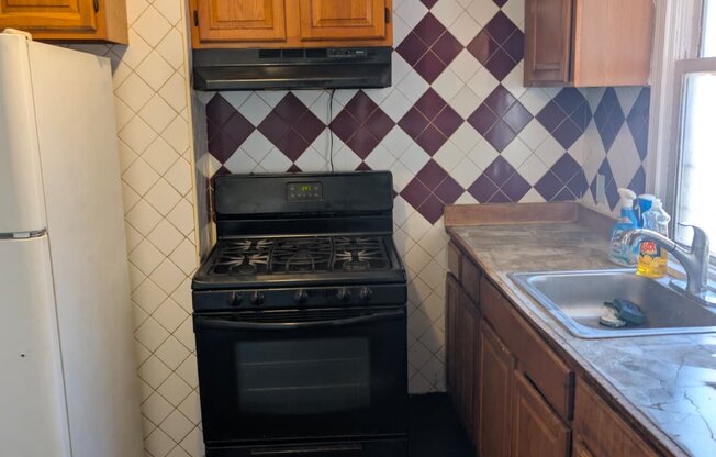 76 GRV AVE