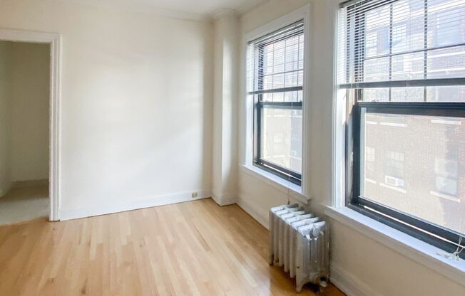 Studio, 1 bath, 423 sqft, $1,695, Unit 540-9B