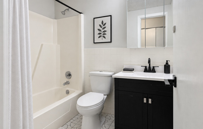 2 beds, 2 baths, 1,050 sqft, $1,599, Unit Unit 301
