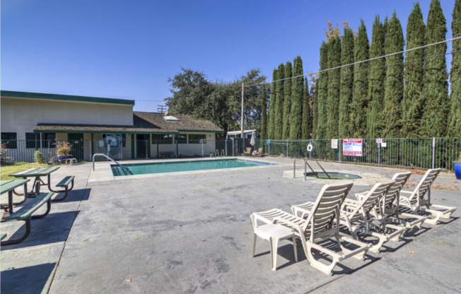 1 bed, 1 bath, 725 sqft, $1,375, Unit 174