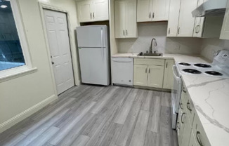 4041 LINCOLN WAY