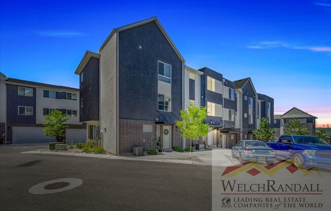 2 beds, 2.5 baths, $1,795