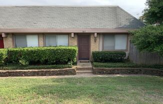 2613 Amherst Ct