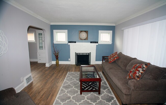 Gorgeous & Completely Rehabbed 3 Bed - 1.5 Bath Colonial for Rent!