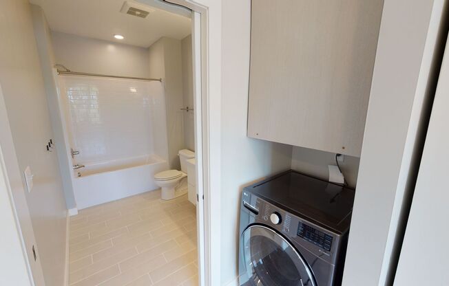 Studio, 1 bath, 330 sqft, $890, Unit 2530-430