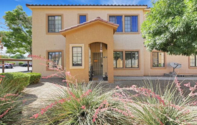 2 bed/2 bath condo in a gated community