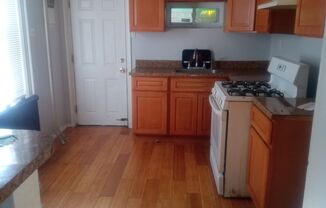 3 beds, 1.5 baths, $1,150