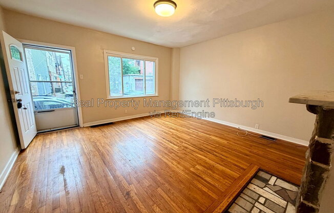 207 EDMOND ST