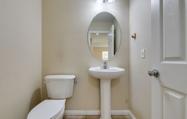 4 beds, 2.5 baths, $1,900