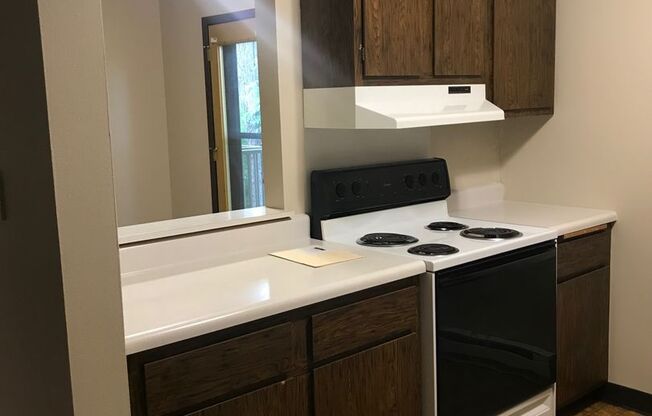 1 bed, 1 bath, 550 sqft, $825