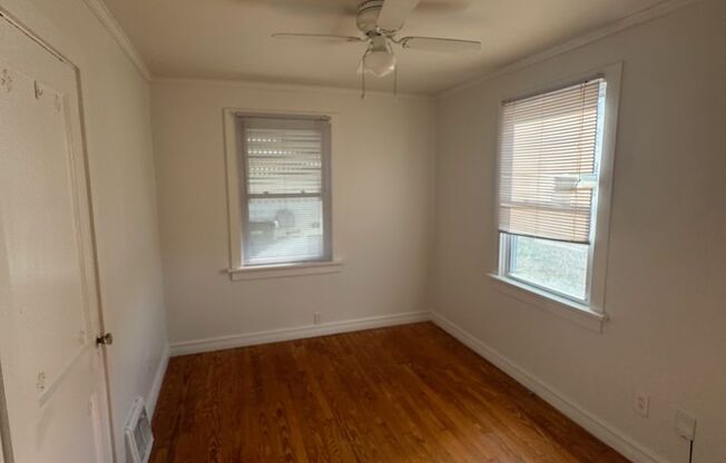 2 beds, 1 bath, $1,550