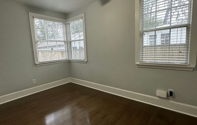 3 beds, 1 bath, $1,950