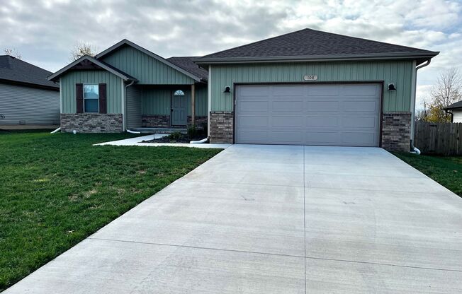 Beautiful New Build in Strafford!