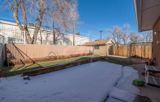 West Side Charmer in Old Colorado City