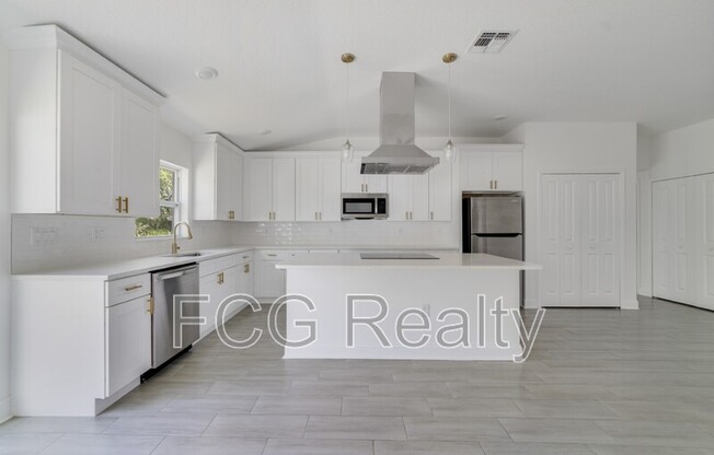 417 SAINT JOHNS LN