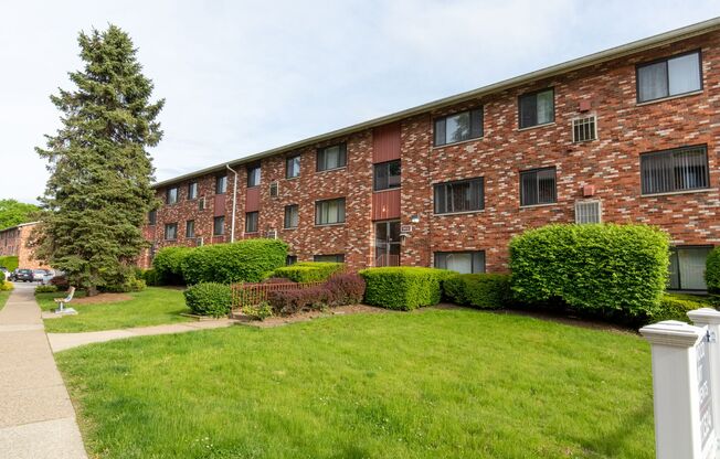 Edgewood Court Apartments