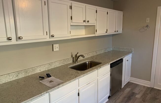 Stunning 4 Bed / 2 Bath Home in the Heart of Berkeley | $4,215/mo