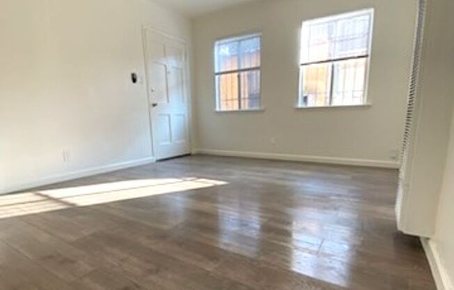 1 bed, 1 bath, $1,995, Unit 1443 1/2