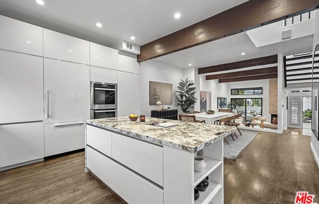 1574 MICHAEL LN