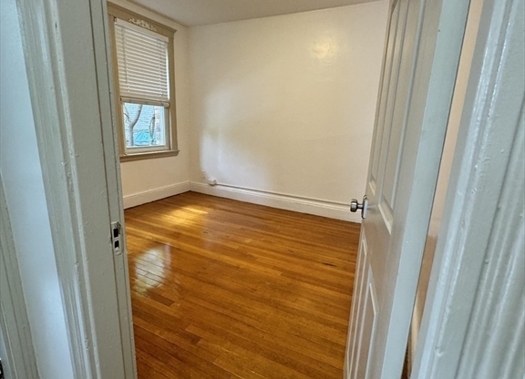 1 bed, 1 bath, 537 sqft, $2,200, Unit 8