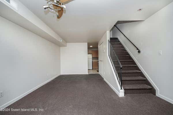 2 beds, 1 bath, 1,500 sqft, $2,500