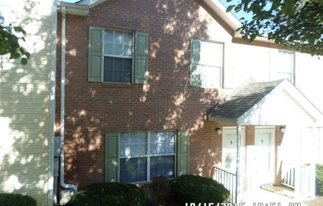 4 Bedroom, 2.5 Bath Townhouse