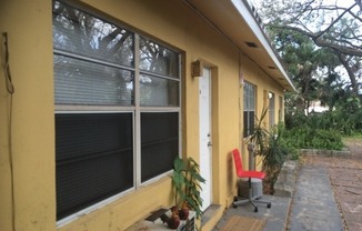 307 SW 11 AVE - COMM 8