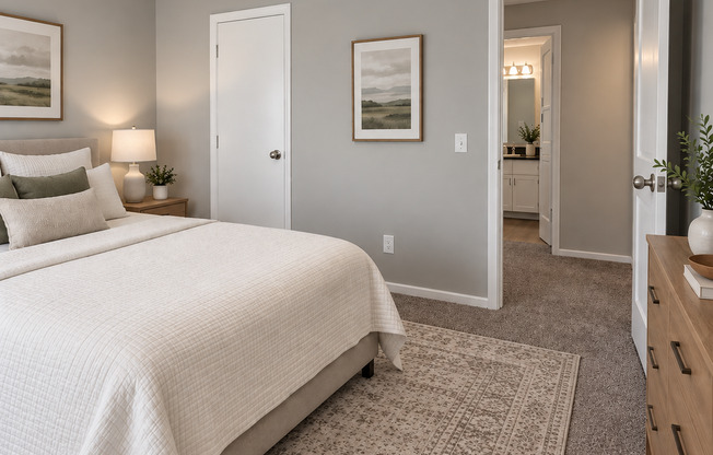 1 bed, 1 bath, 605 sqft, $1,195, Unit 79