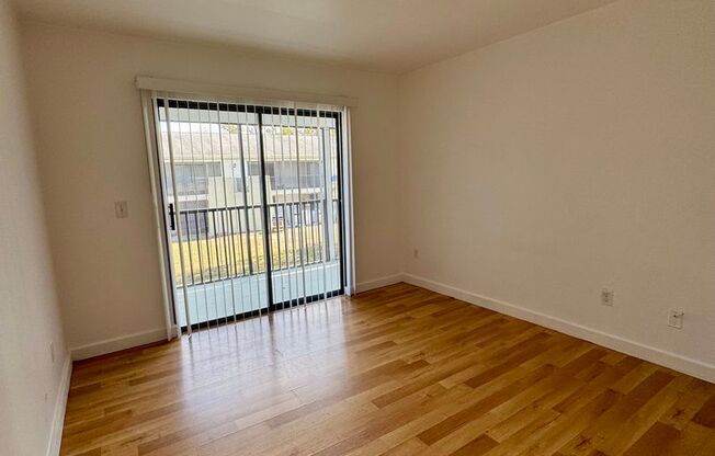 4 beds, 2 baths, 1,407 sqft, $2,575, Unit 092