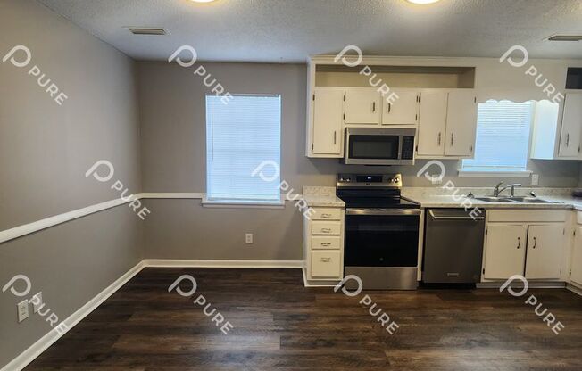 3 beds, 1.5 baths, $1,395