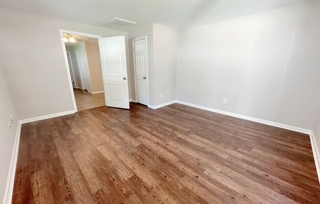 2215 Otis St