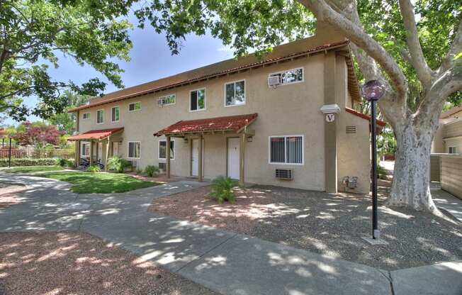 Exterior View Of Property at Casa Alberta Apartments, California, 94087