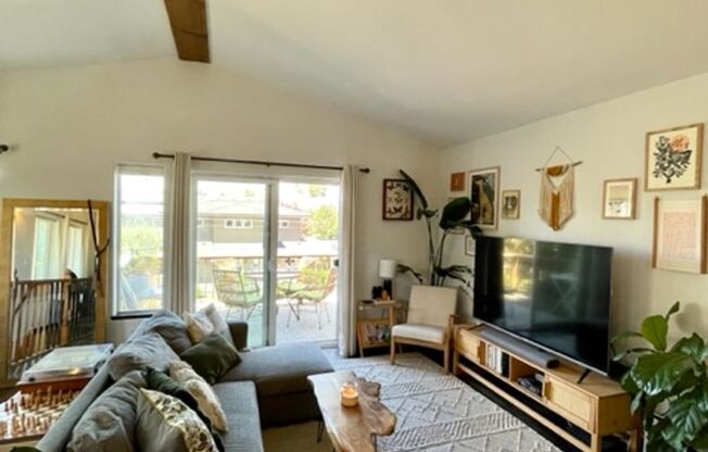 2 beds, 2 baths, $2,395