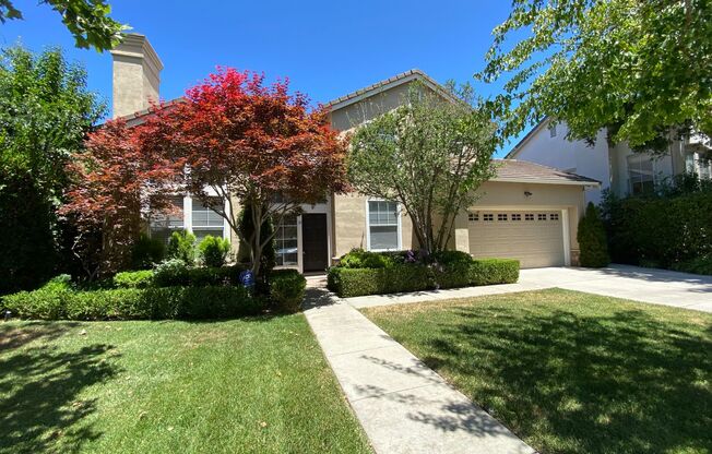 Sunny & bright two-story home!  39 E Portola