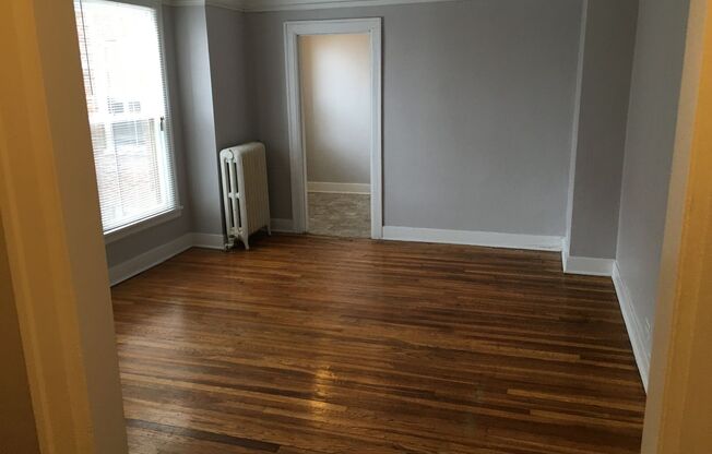 1 bed, 1 bath, 526 sqft, $1,225, Unit 7J