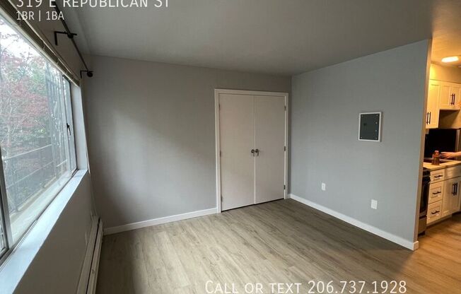 319 E REPUBLICAN ST