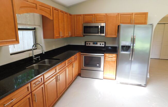 2 Bed 1 Bath w/Private Fenced Yard.  College Park Cutie!