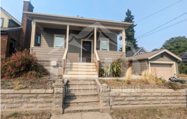 Charming 3-Bedroom Bremerton Home