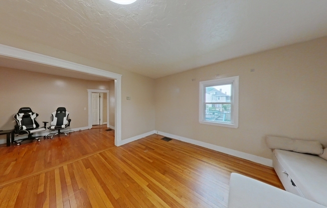 74 HOLBROOK RD