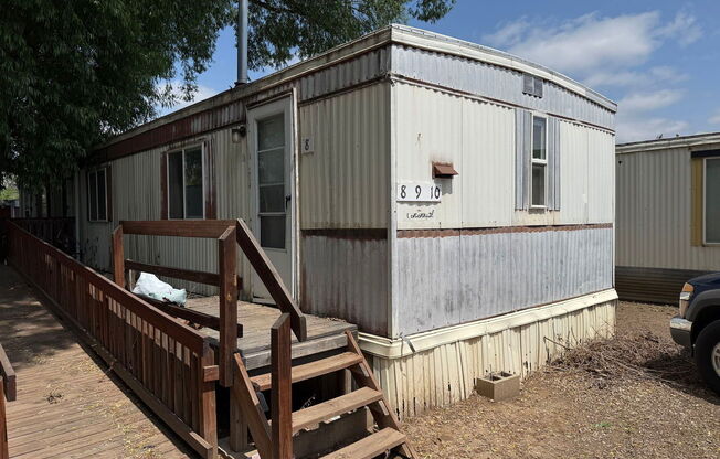 1303 N COLLEGE AVE