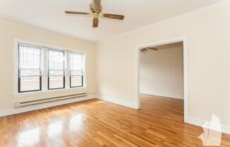 624 W Cornelia Ave 1
